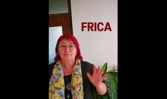 Ai Frica de Schimbat Culoarea Parului?